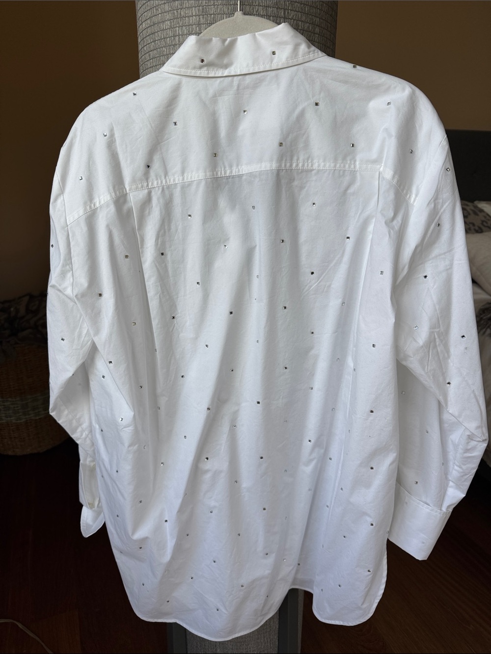 Frame Denim White Button-Down Shirt with Tiny Dot Accents - Picture 4 of 5